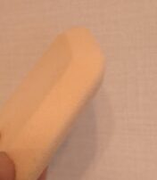 スポンジパフの角