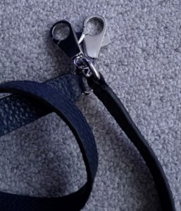 ショルダーストラップ